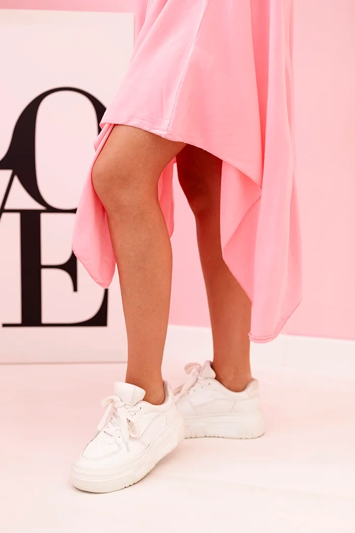 Kesi Włoski Damenkleid aus Viskose mit kurzen Ärmeln und ausgestelltem Saum light pink