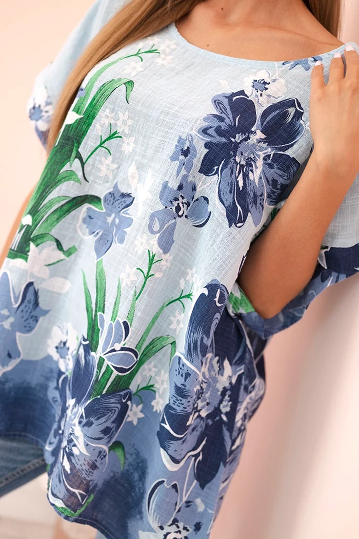Kesi Włoski Women's cotton blouse with floral print and short sleeves blue