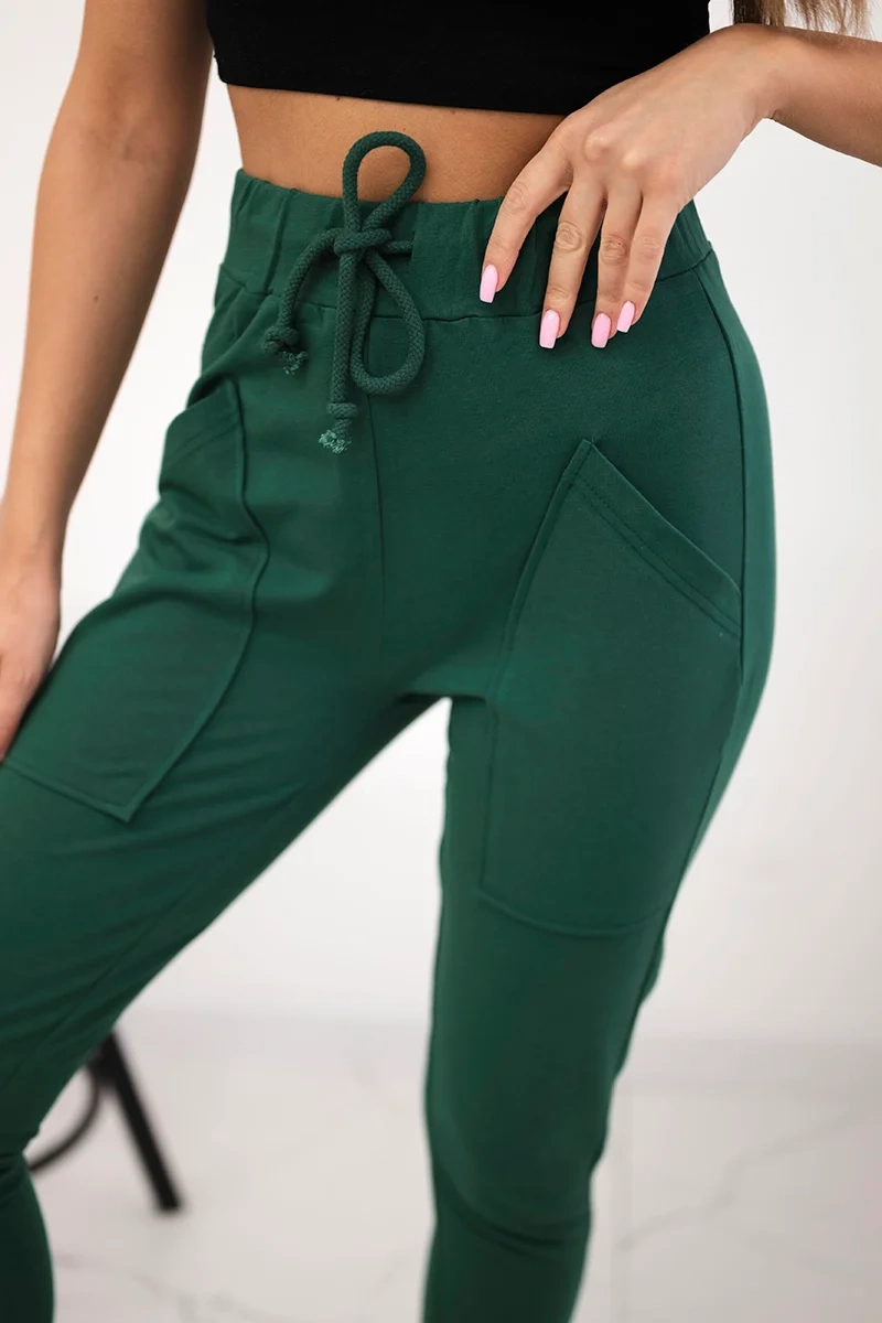Sweatpants with waist tie dark green