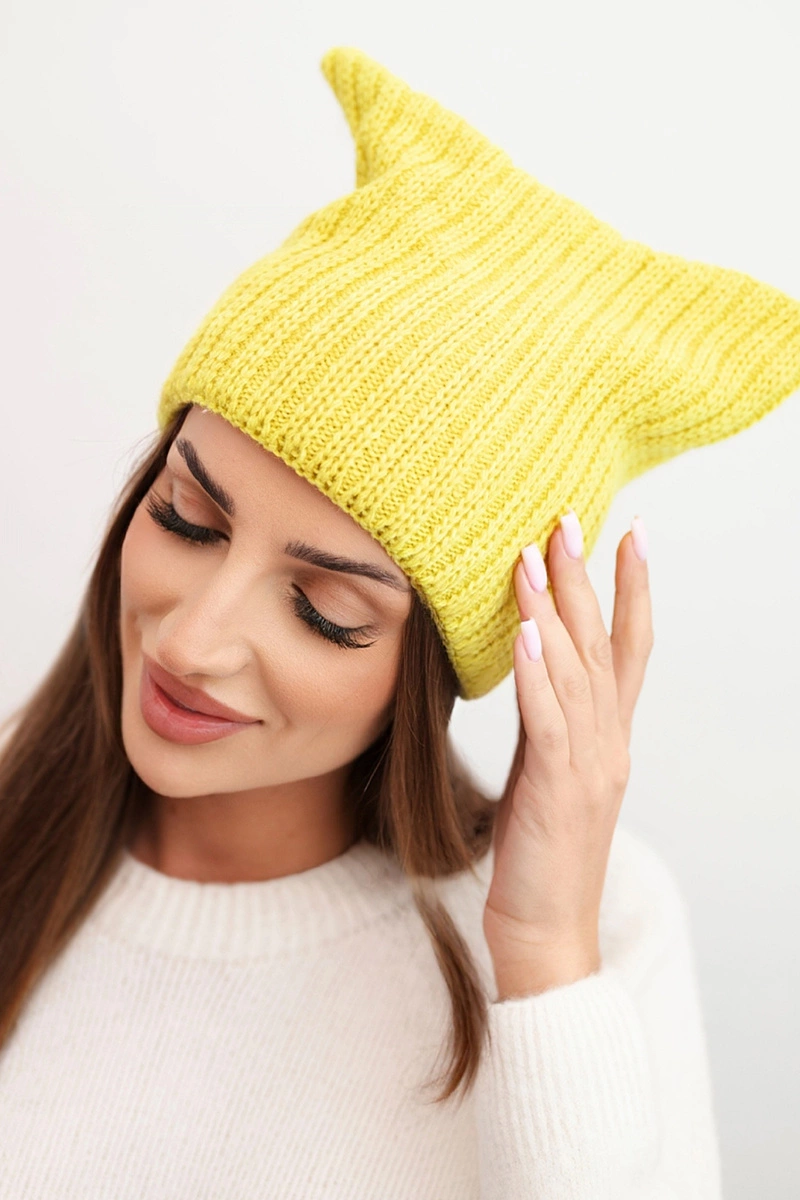 Kesi Dámska zimná čiapka z vlny v mačacom strihu z rebrovanej priadze K419 kiwi