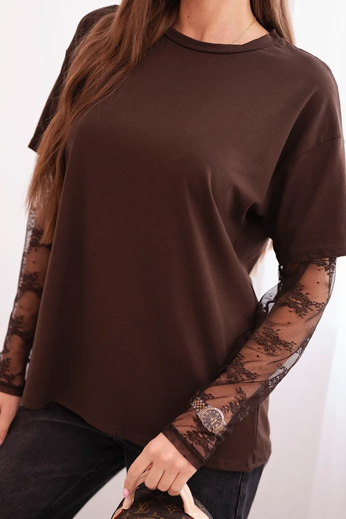 Kesi Włoski Women's cotton blouse with lace sleeves brown