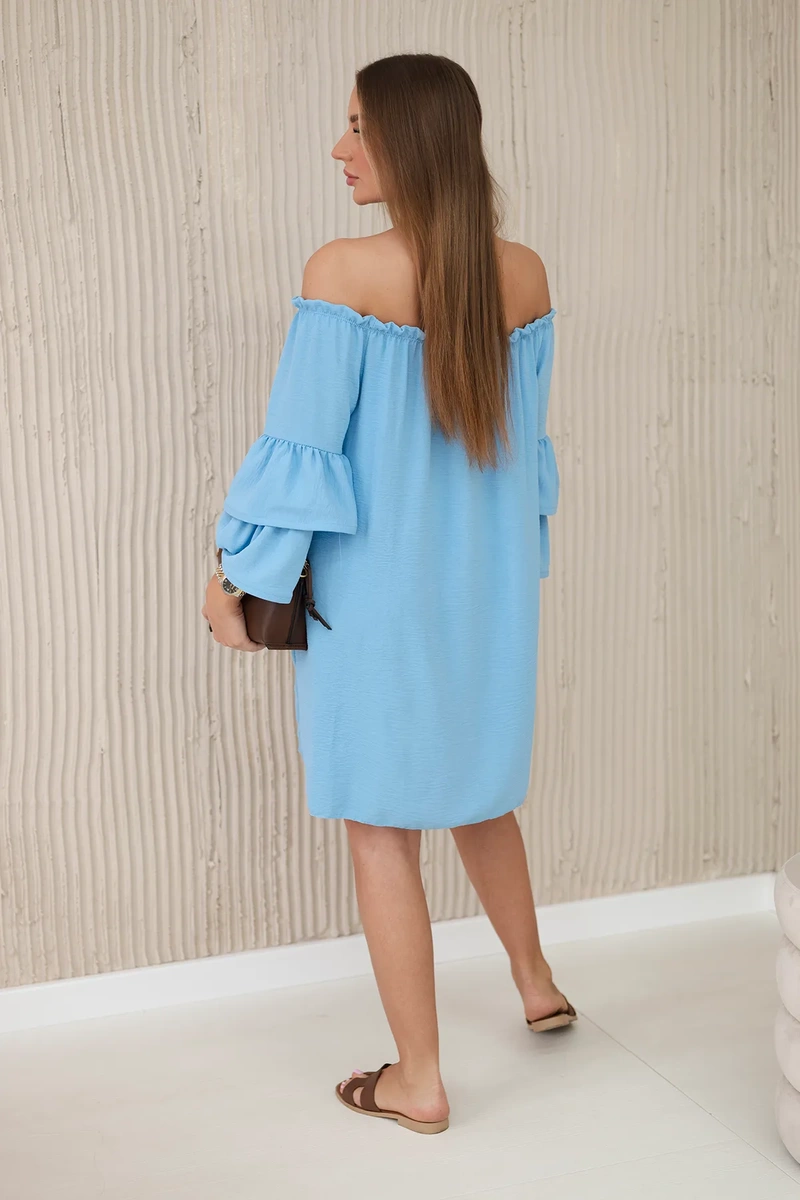 Spanish dress with pleats on the sleeve blue