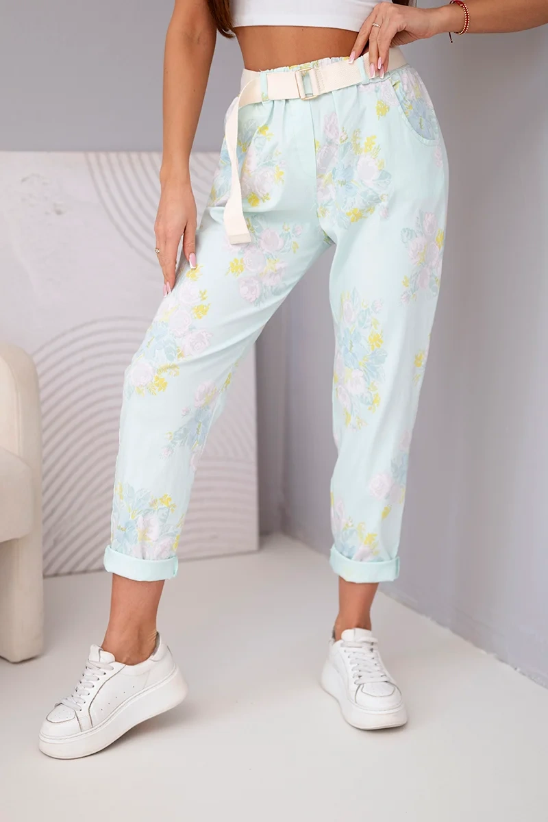 Дамски панталон с флорален принт и колан Kesi Włoski