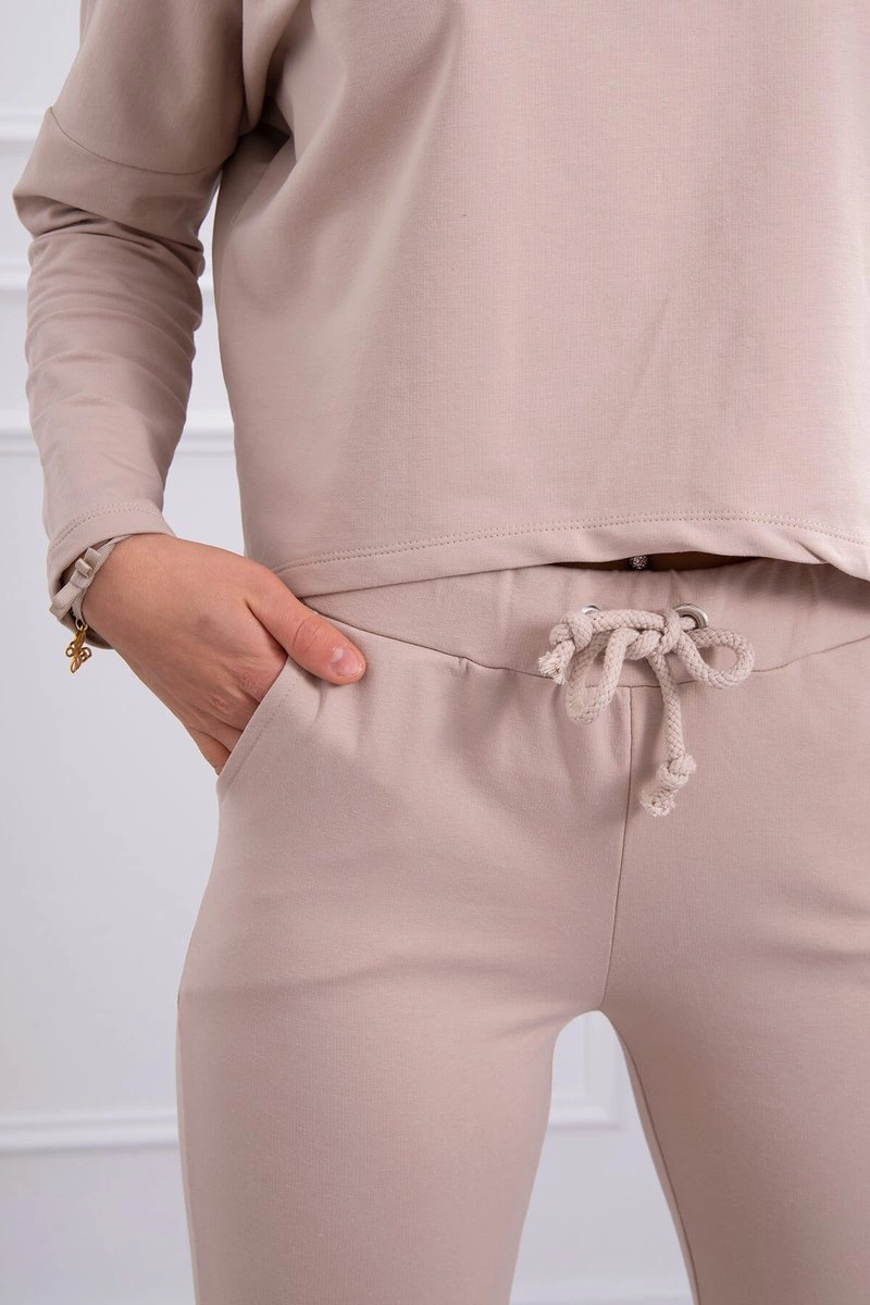 marka niezdefiniowana Set with oversized blouse beige