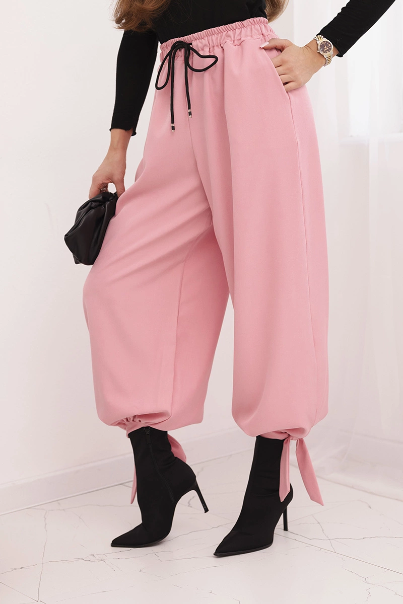 Kesi Włoski Women's wide-leg pants with ties at the bottom light pink