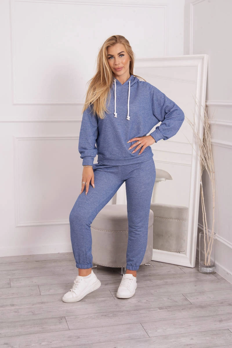 Hoodie complete with jeans