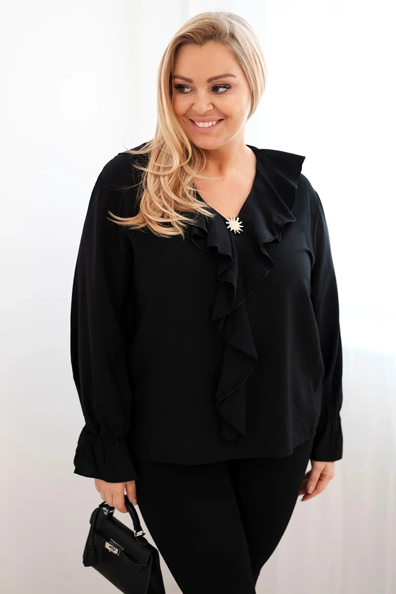 Дамска блуза с волани и брошка