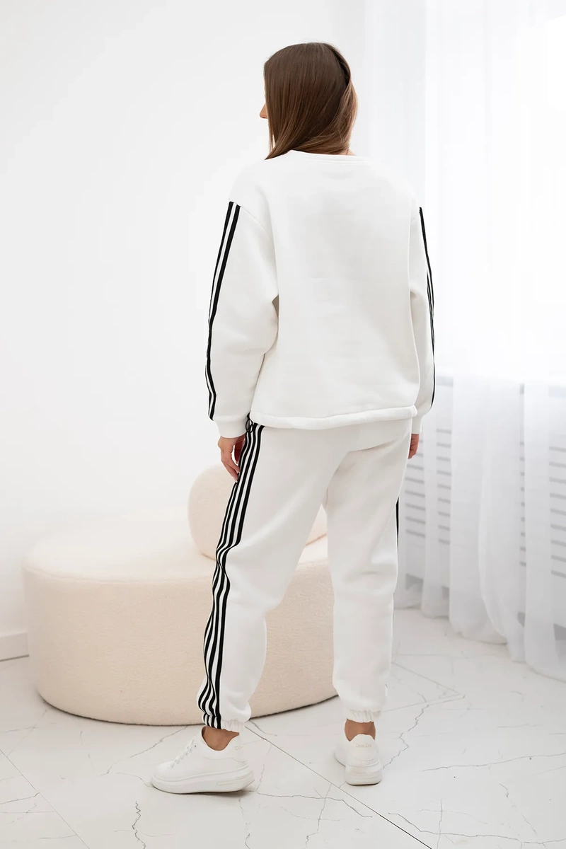 Cotton set with white stripes