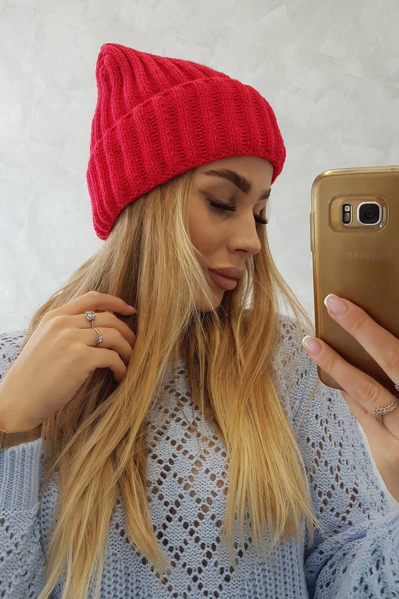 marka niezdefiniowana Cap with turn up Magda K293 red