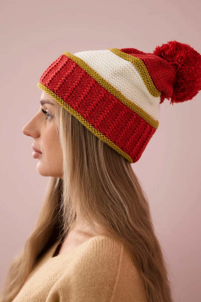 Women&#039;s cap Kinga K297 foxy+ light khaki + ecru