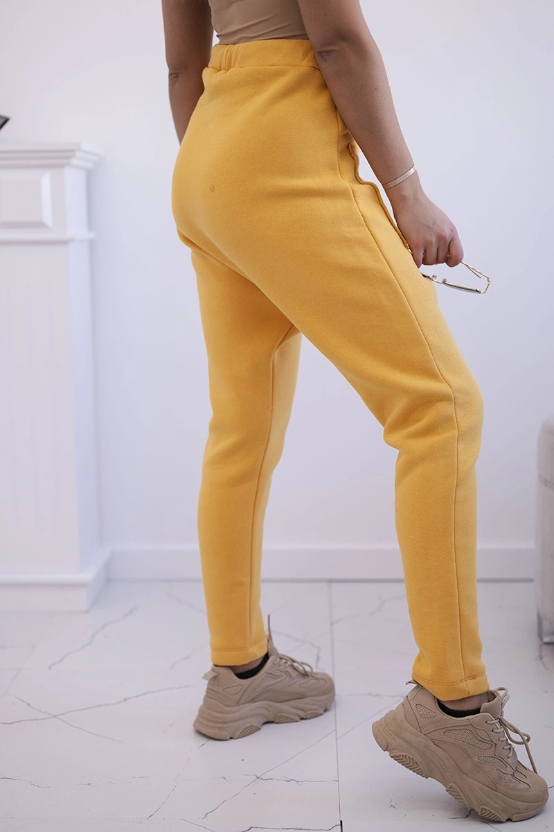 Set with Baggy mustard trousers