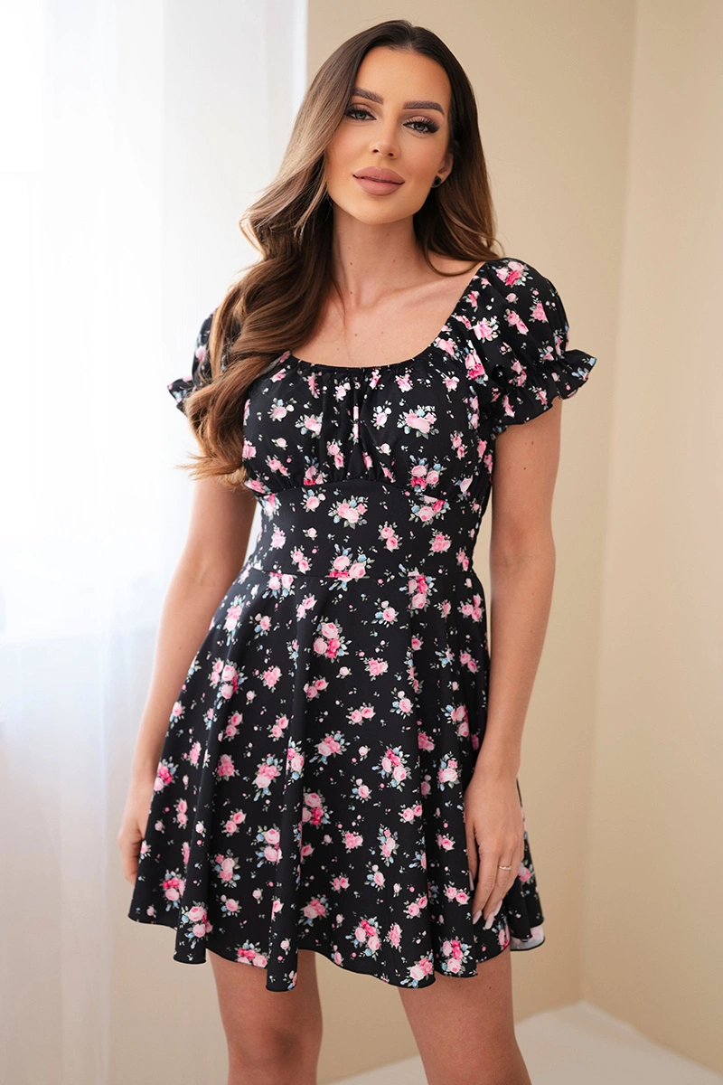 Дамска рокля с флорален принт и бухнали ръкави