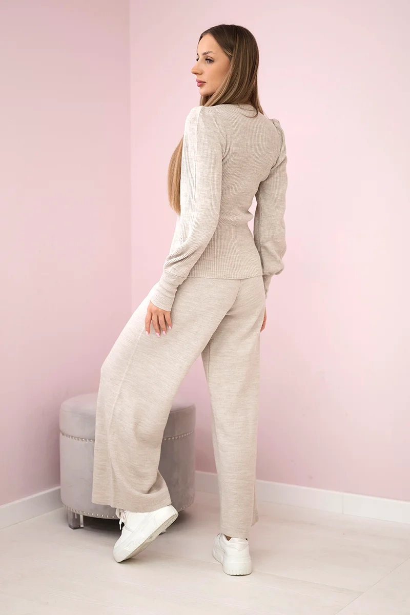Dark beige sweater set
