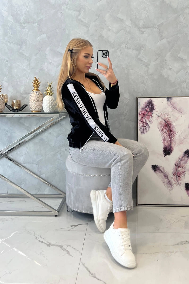 Kesi Velor sweatshirt with a hood black