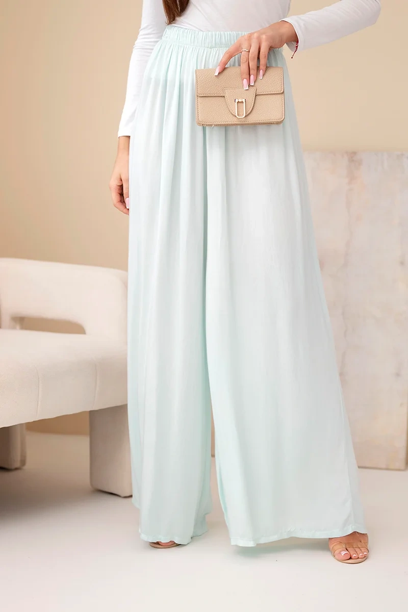 Kesi Włoski: funcționali pentru femei pantaloni