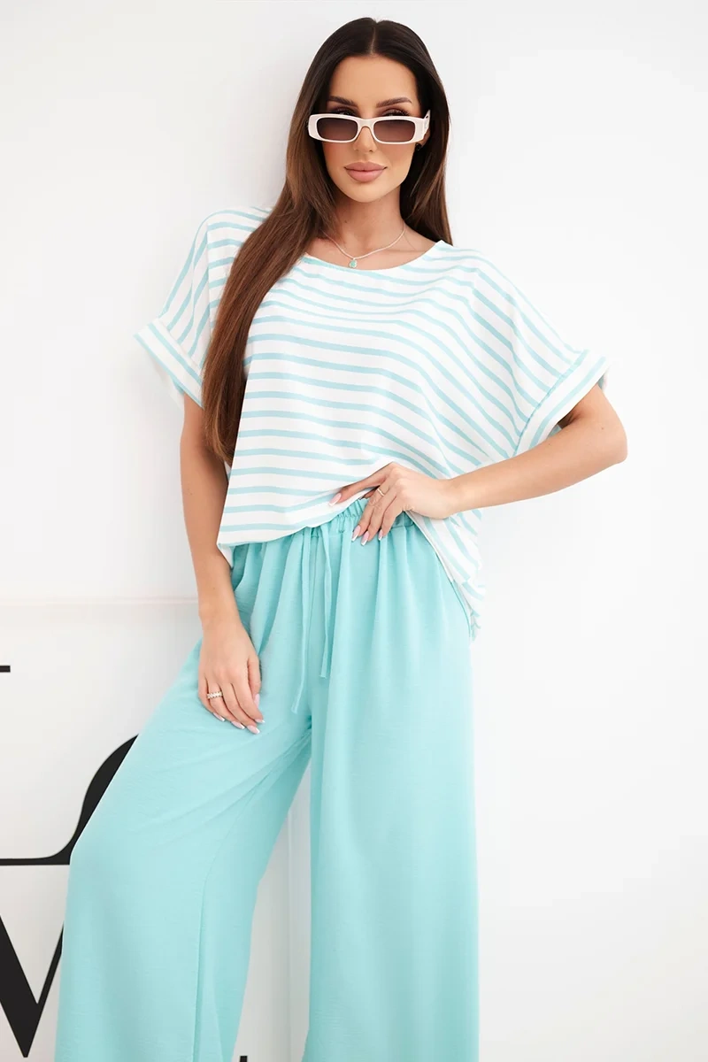 Dámský viskózový set s pruhovanou blůzkou a širokými kalhotami