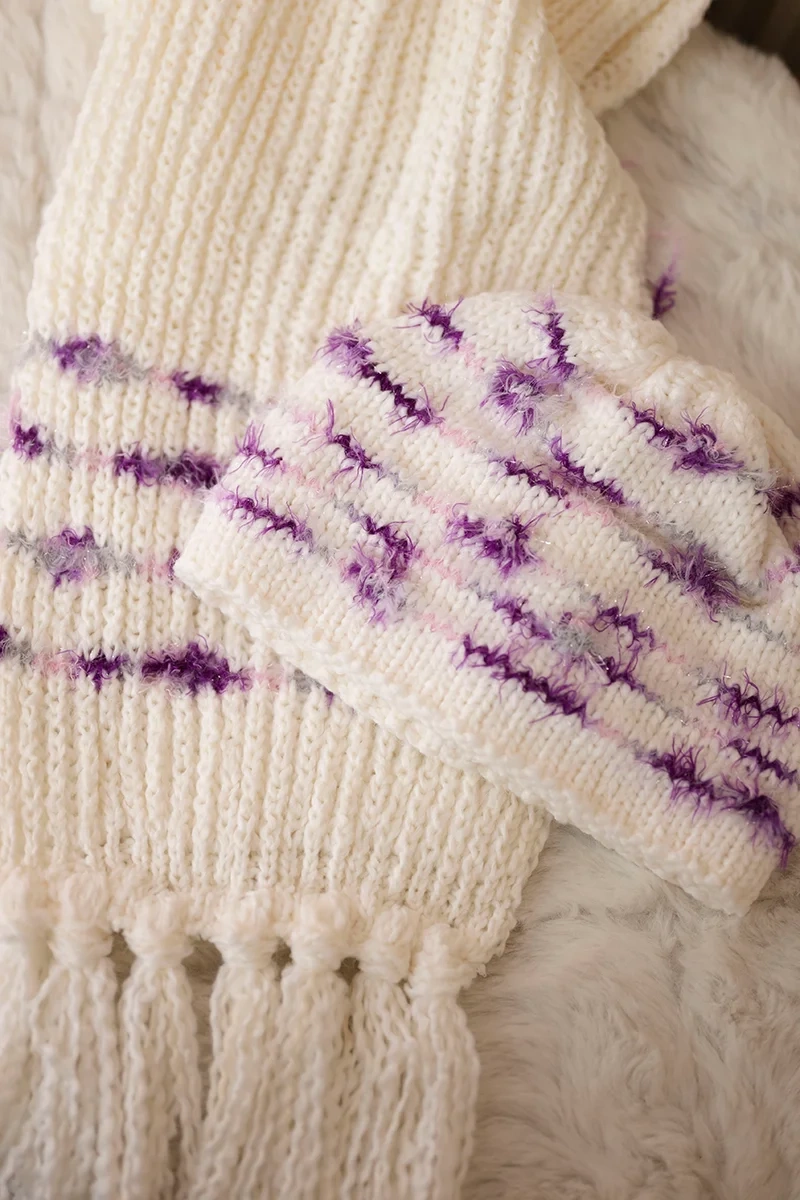 Women&#039;s set with scarf Anika K304 ecru + purple