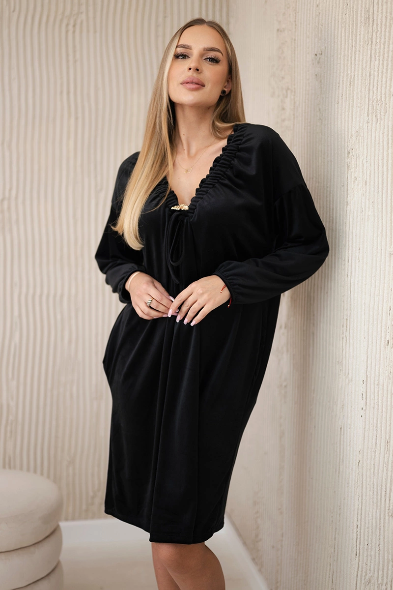 Kesi Włoski Velour dress with V-neck black