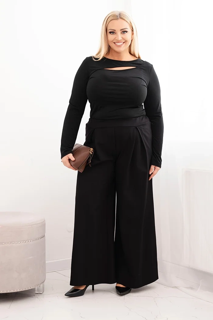 Kesi Włoski Plus Size women's pants with wide legs and pleats black