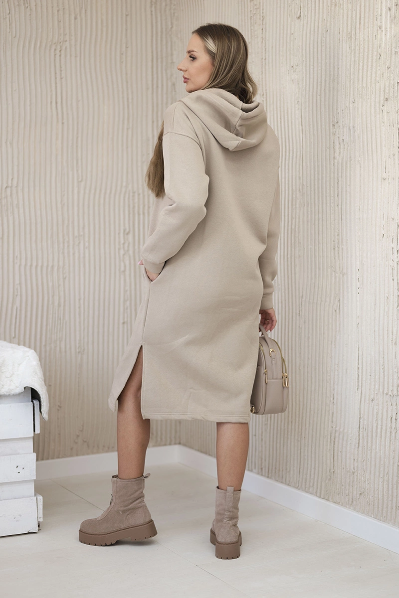 Long insulated dress with light beige embroidery