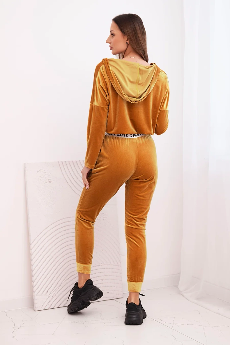 Velour set with mustard hood