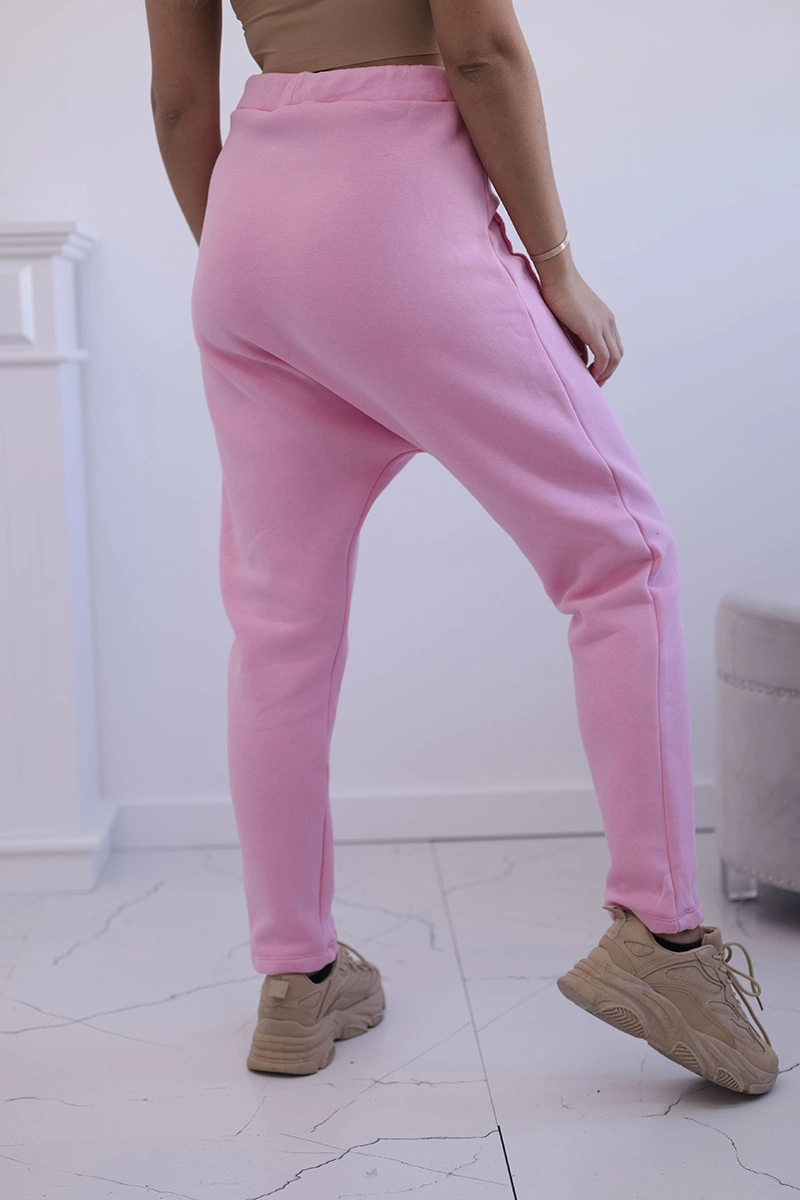 Baggy trousers set in light pink