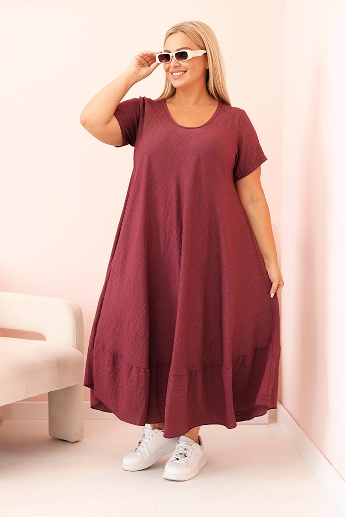 Kesi Włoski Plus size womens dress with short sleeves and ruffles made of lightweight viscose plum