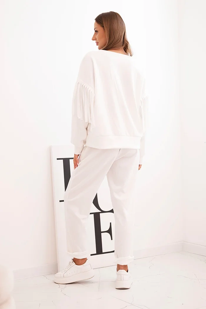 Kesi Włoski Women&#039;s set with fringes on the sleeves butter color ecru