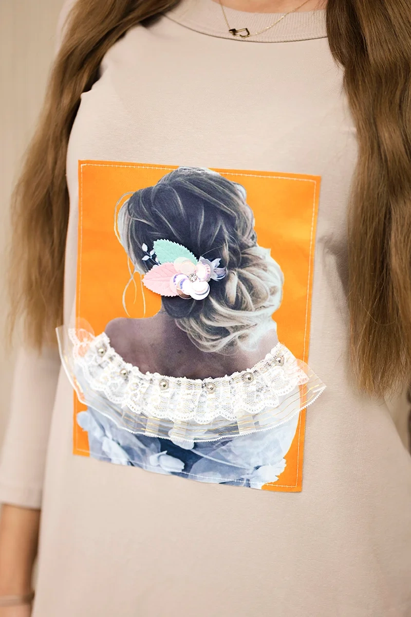 Dress with 3D graphics, lace beige