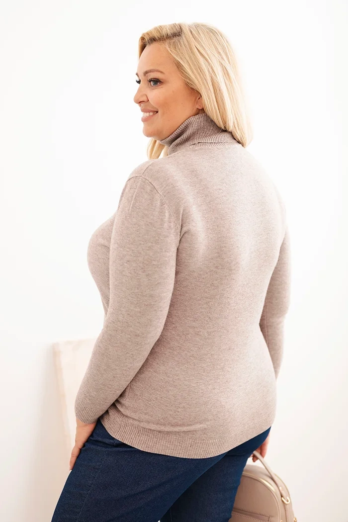Kesi Włoski Plus Size women's sweater made of viscose in a classic cut fango