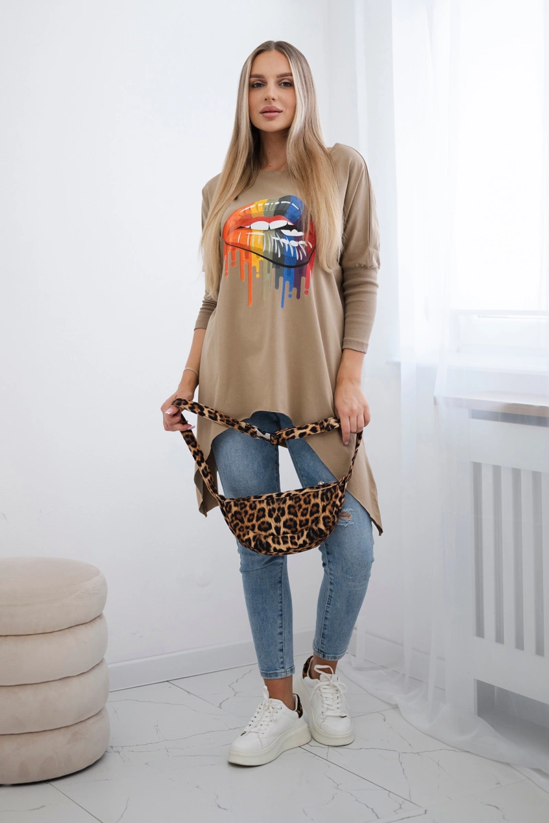 Oversize blouse with rainbow camel print