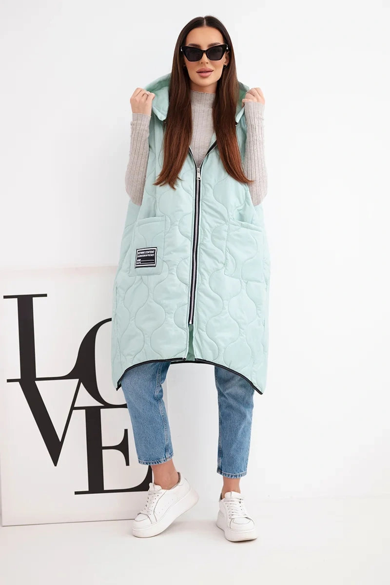 Dámska prešívaná vesta Plus Size s kapucňou v mätovej farbe