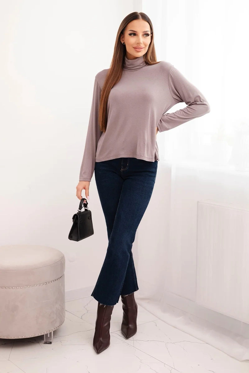 Kesi Włoski Women's viscose blouse with a turtleneck and long sleeves fango