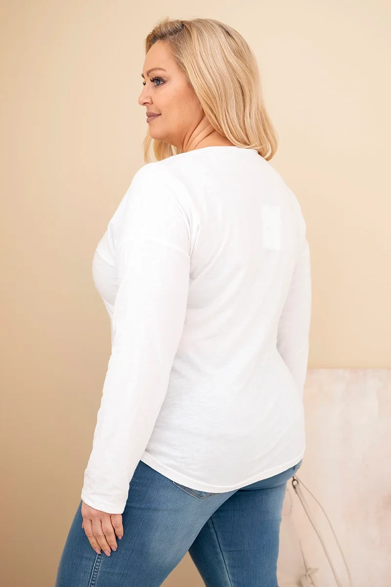 Kesi Włoski Dámska blúzka Plus Size s potlačou a dlhším zadným dielom biela
