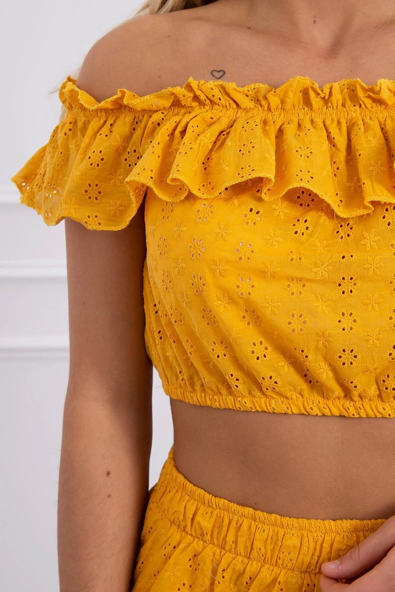 Embroidered mustard set without shoulders
