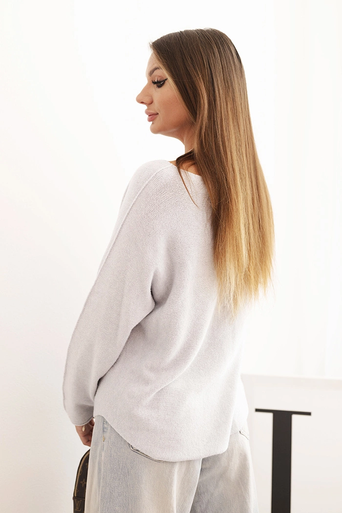 Kesi Włoski Women's viscose sweater with long sleeves and a round neckline gray