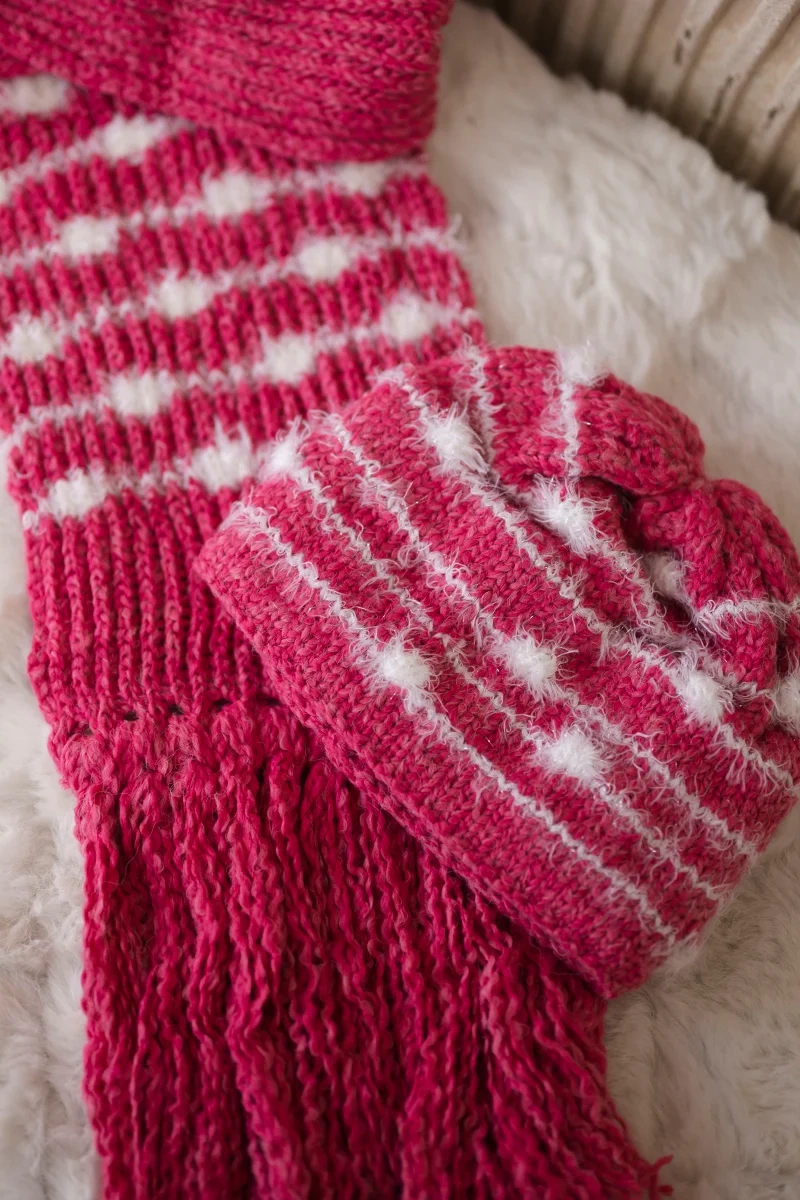 Women's set with scarf Anika K304 raspberry