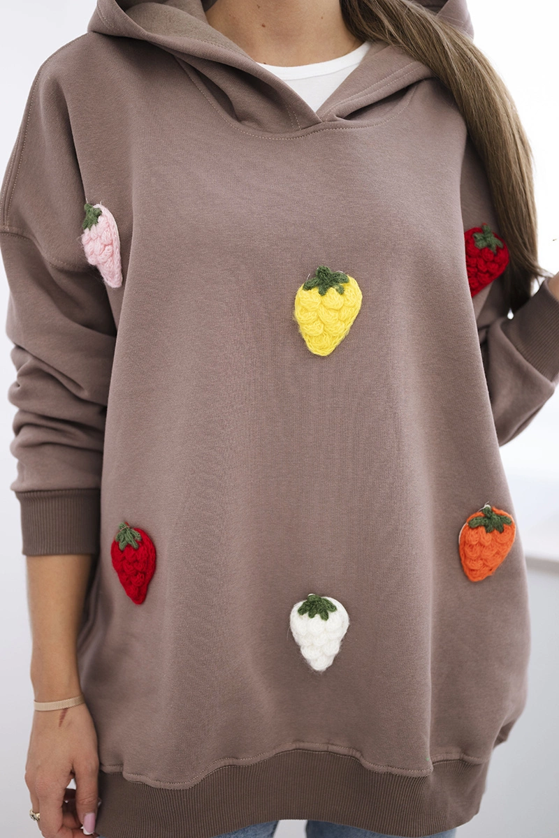 Insulated sweatshirt with mocha motif of strawberries