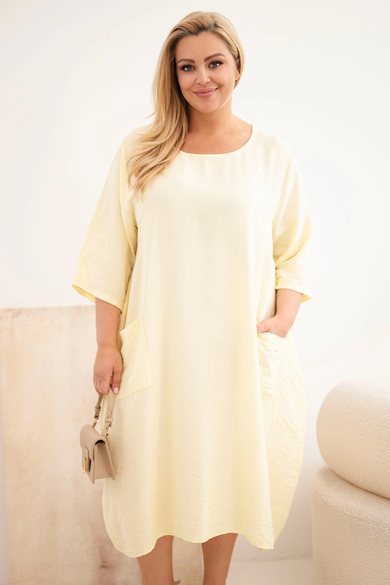 Дамска рокля plus size с джобове Kesi Włoski