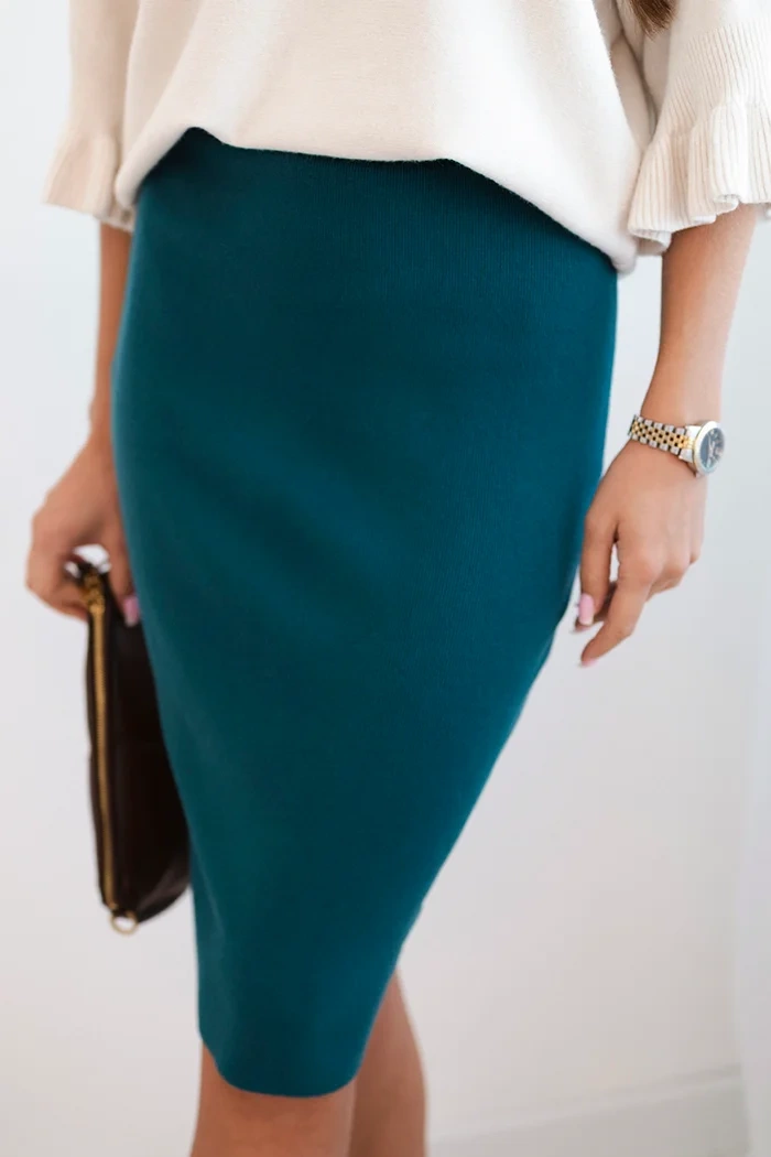 Kesi Włoski Women&#039;s viscose skirt made of stretchy fabric teal