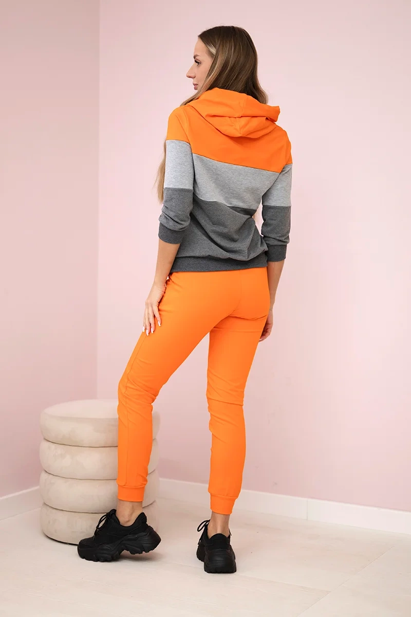 Set with colored stripes orange+gray