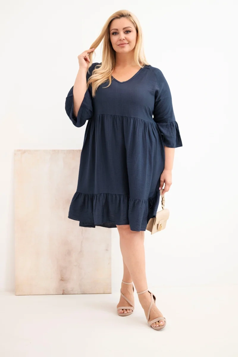 Plus Size šaty s riasením a otvoreným chrbtom