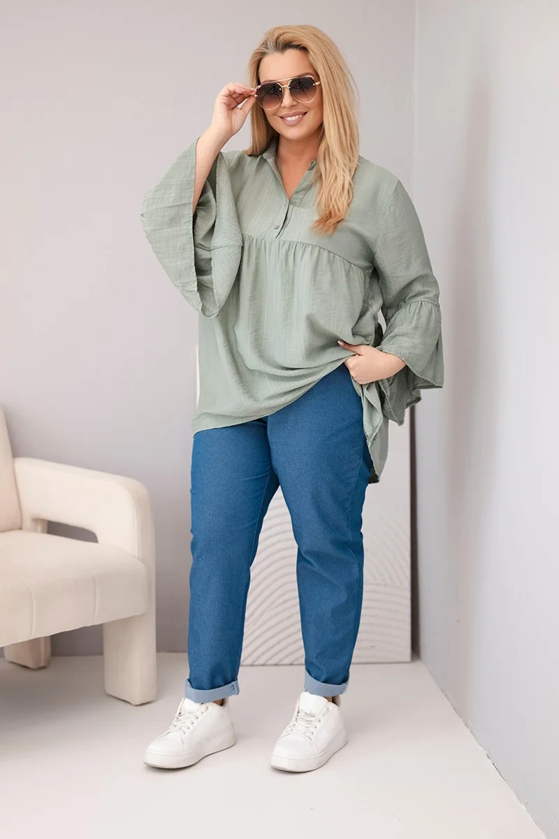 Dámska blúzka Kesi Plus Size s volánovými rukávmi