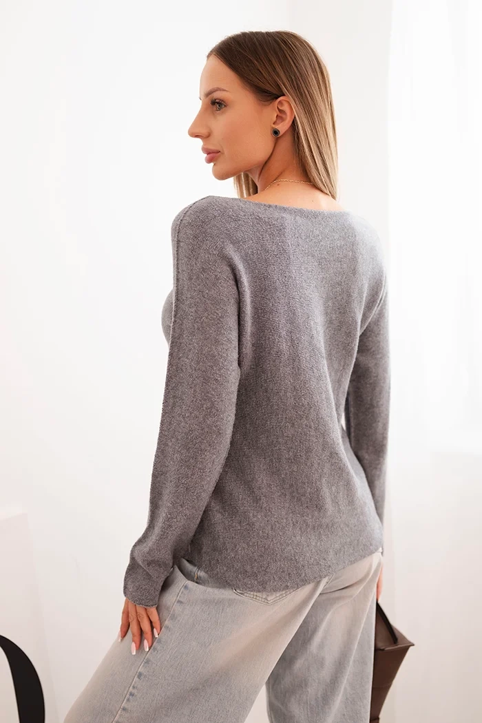 Kesi Włoski Women's sweater made of viscose with long sleeves and a round neckline dark gray