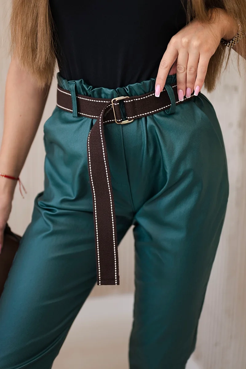 Kesi Włoski Waxed trousers with a belt green