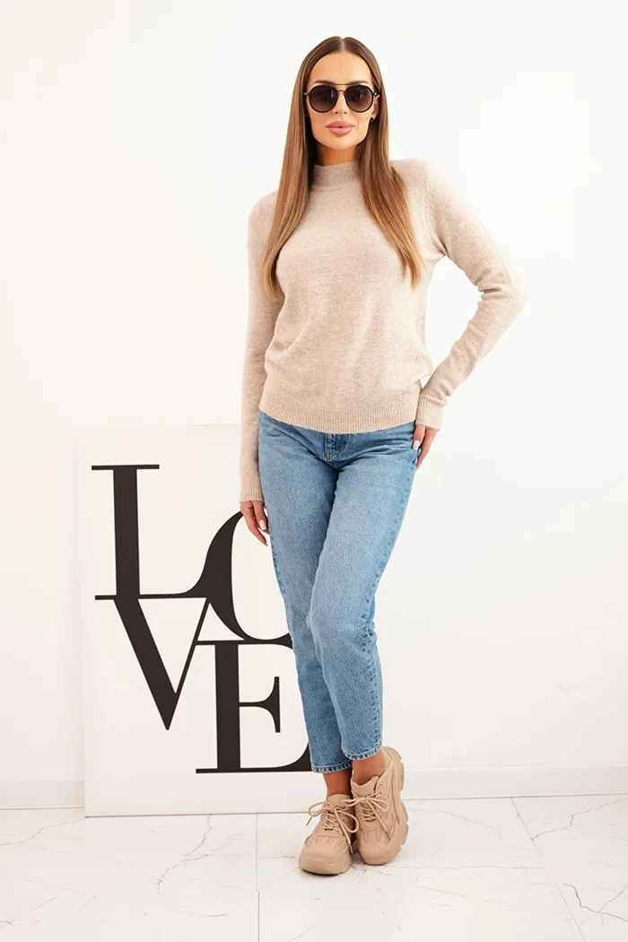 Kesi Włoski Women's sweater with a mock turtleneck made of soft knit dark beige