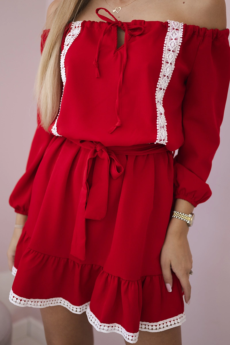 Shoulder and lace red dress