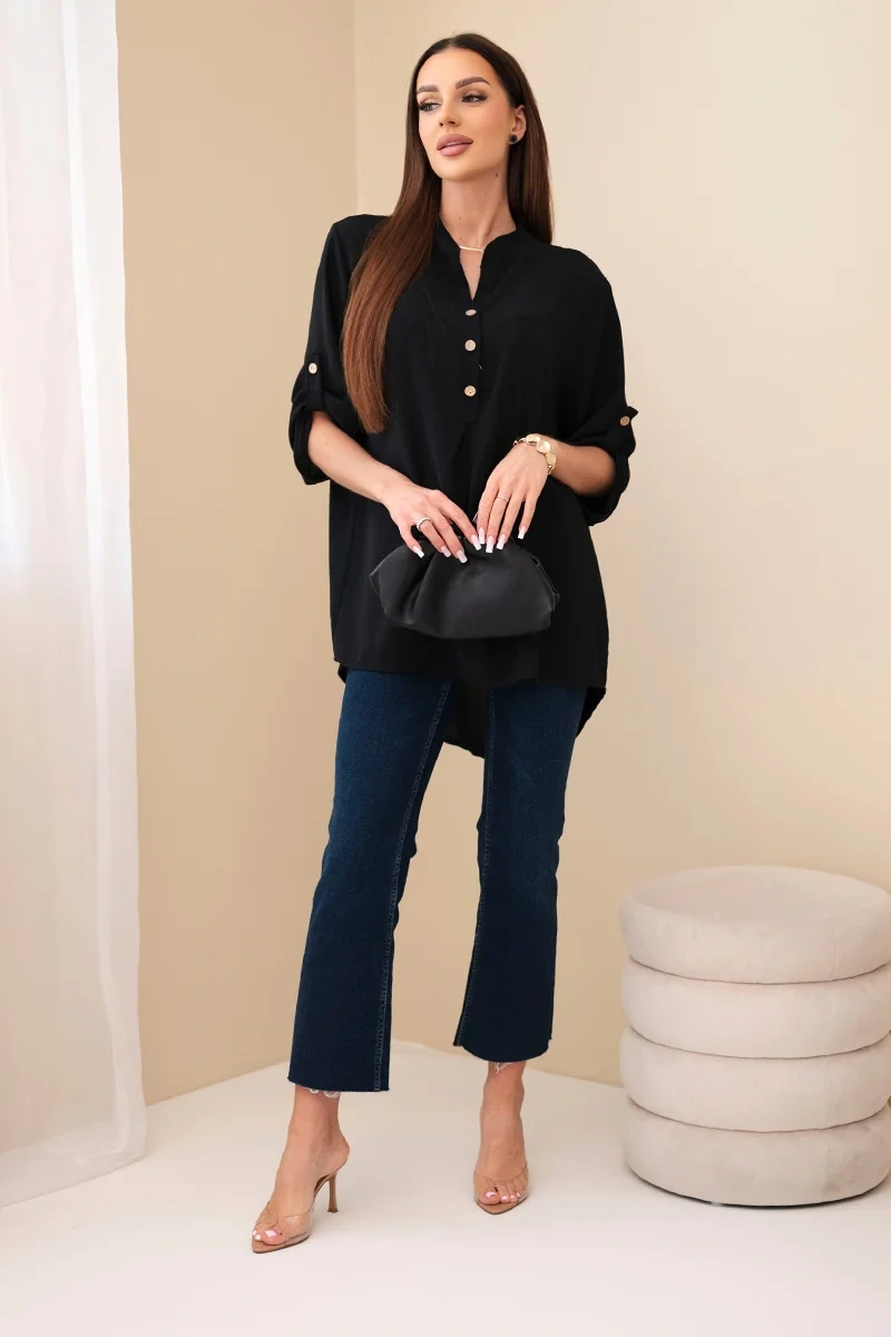 Blouse with a longer back black