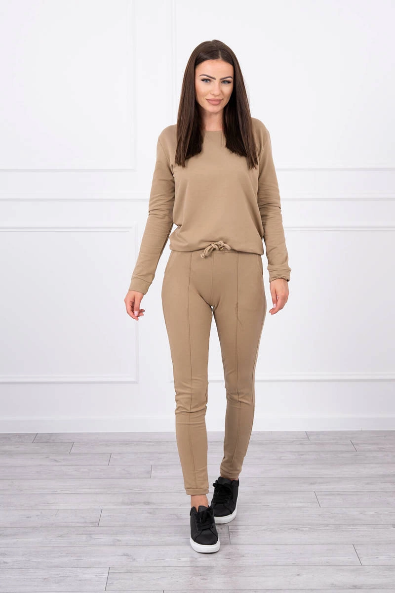 Kesi športový set camel