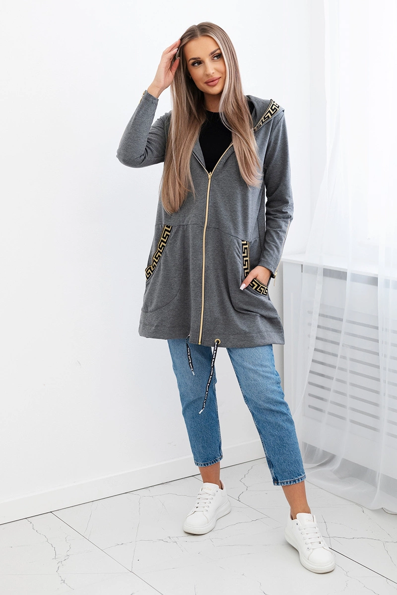 Sweatshirt with decorative graphite tape